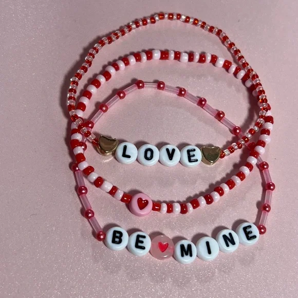Red and Pink Valentines Day Bracelets Set - Picture 2 of 3